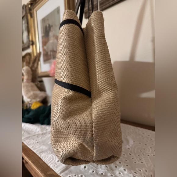 Kate Spade Tan and Black Bow Tote Bag - Picture 3 of 14